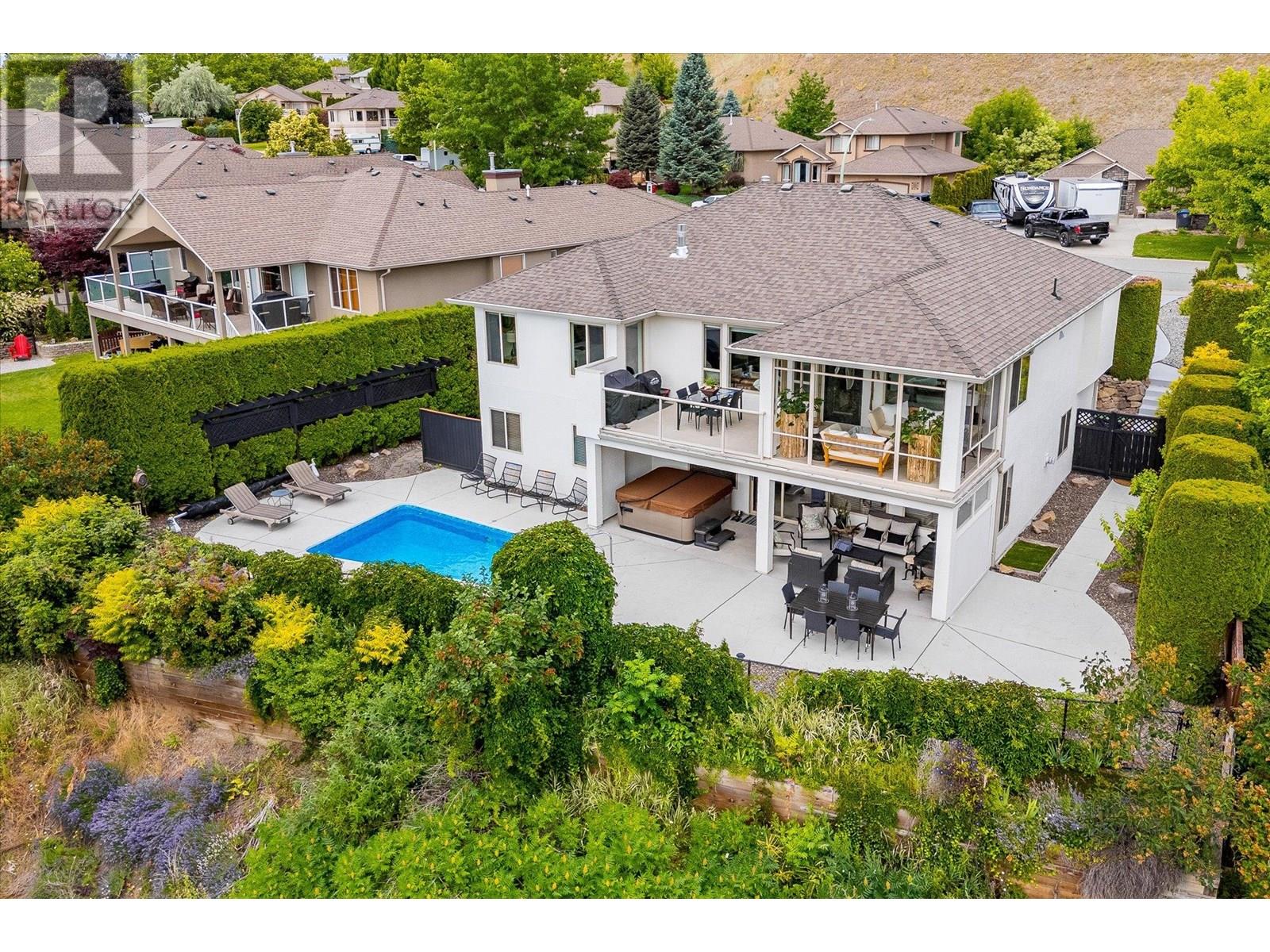 843 Westview Way, West Kelowna, British Columbia  V1Z 3Z3 - Photo 3 - 10354001