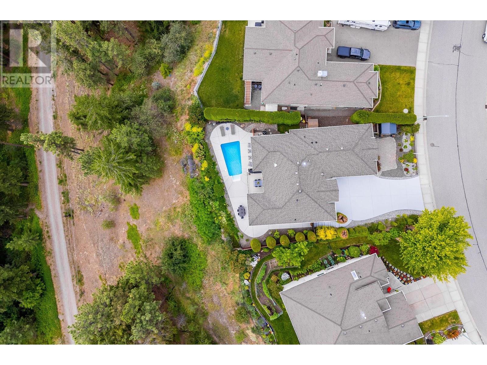 843 Westview Way, West Kelowna, British Columbia  V1Z 3Z3 - Photo 4 - 10354001