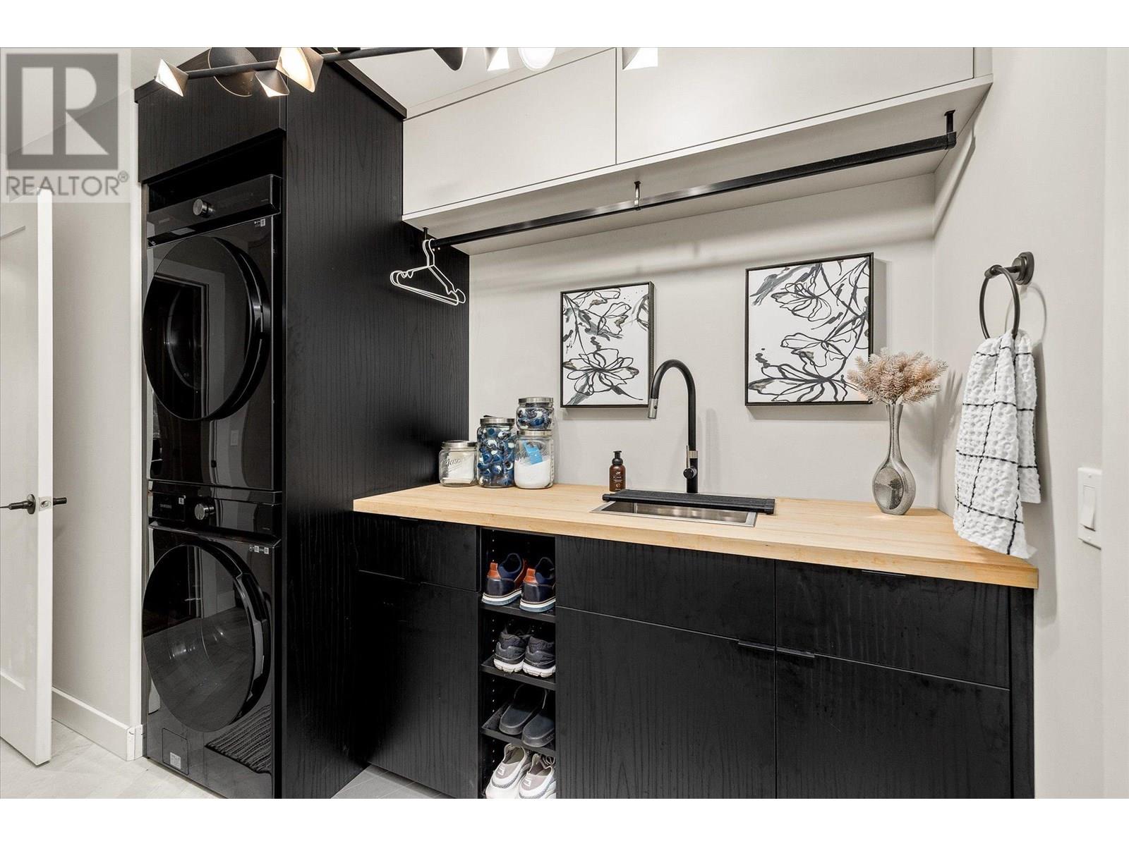 843 Westview Way, West Kelowna, British Columbia  V1Z 3Z3 - Photo 40 - 10354001