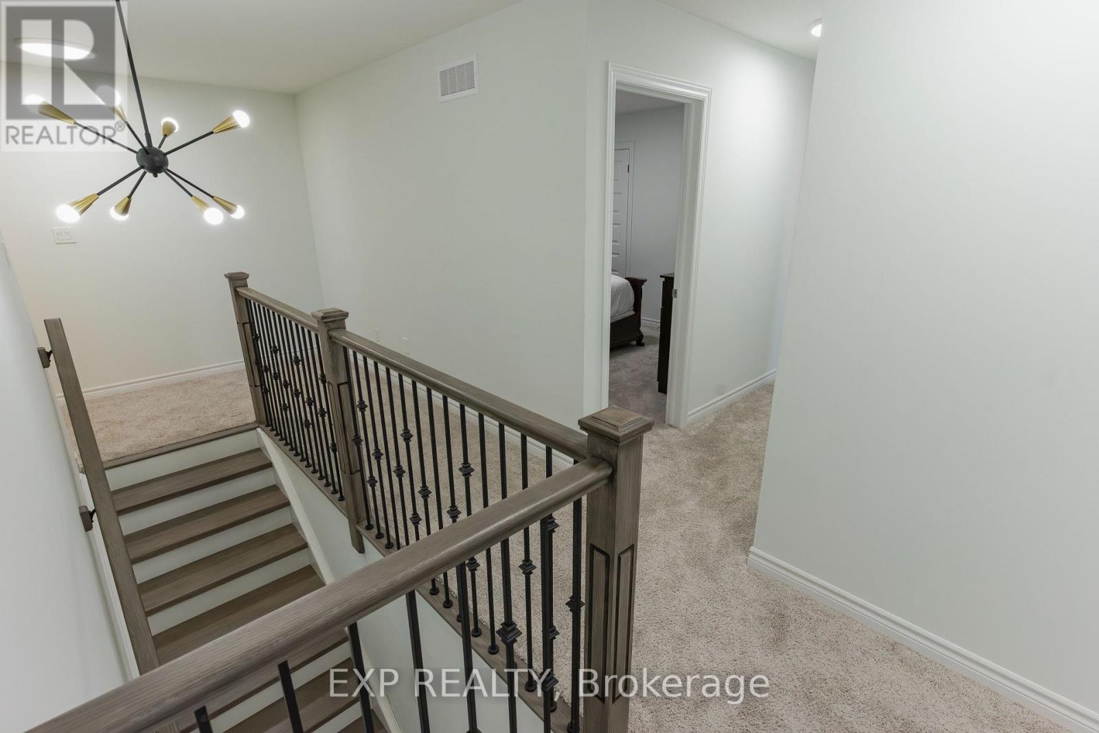 Main - 1749 Finley Crescent, London North, Ontario  N6G 0B4 - Photo 14 - X12253657