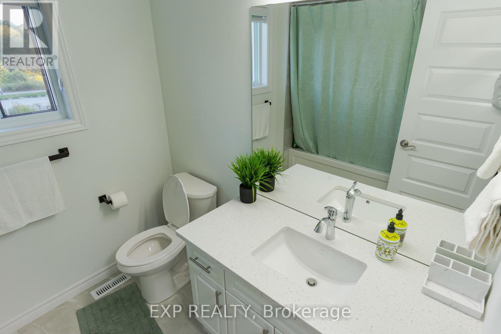 Main - 1749 Finley Crescent, London North, Ontario  N6G 0B4 - Photo 16 - X12253657