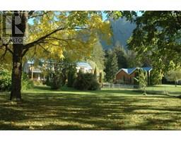 877 Mackenzie Hwy 20 Highway, Bella Coola, Ca