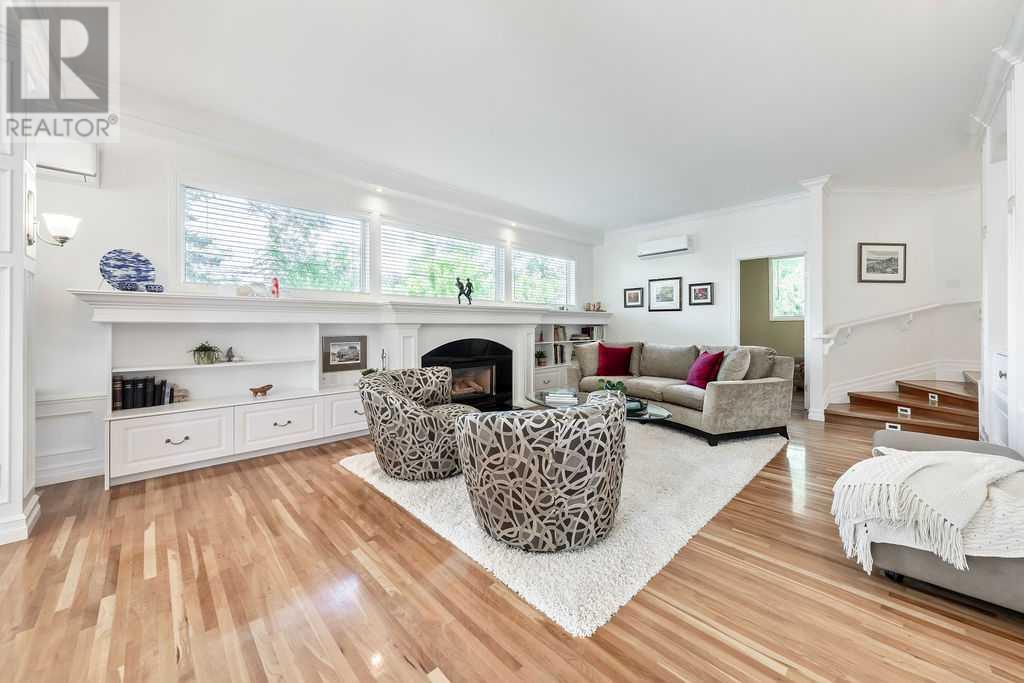 Property at 509 15 Avenue NE image 5