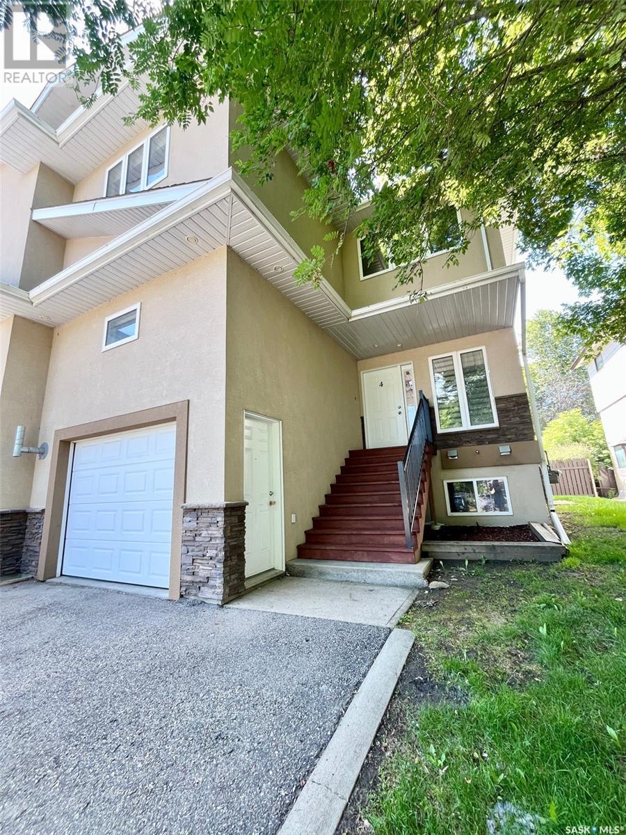 4 211 20th STREET W, Prince Albert, Saskatchewan