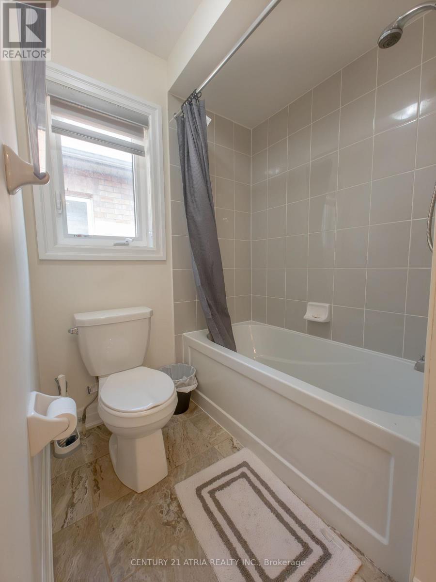6 Wildflower Way, Toronto, Ontario  M1E 0C3 - Photo 16 - E12253679