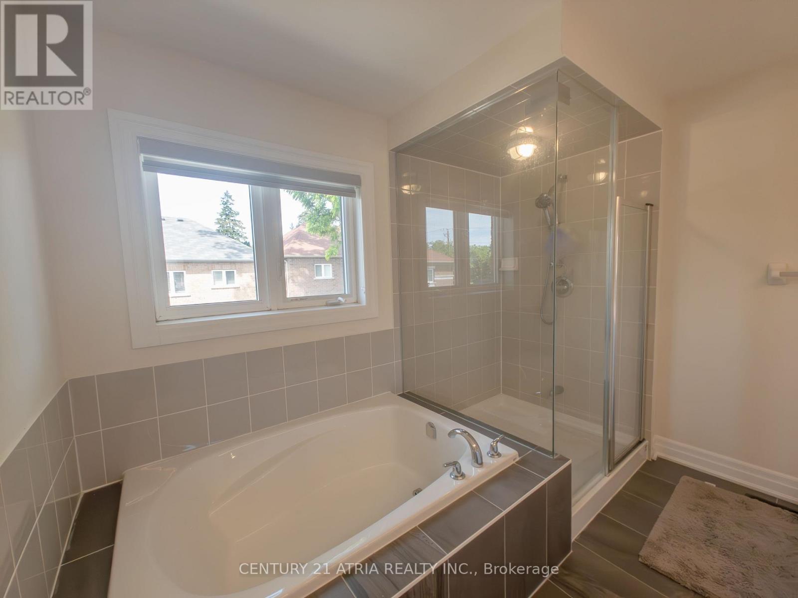 6 Wildflower Way, Toronto, Ontario  M1E 0C3 - Photo 17 - E12253679
