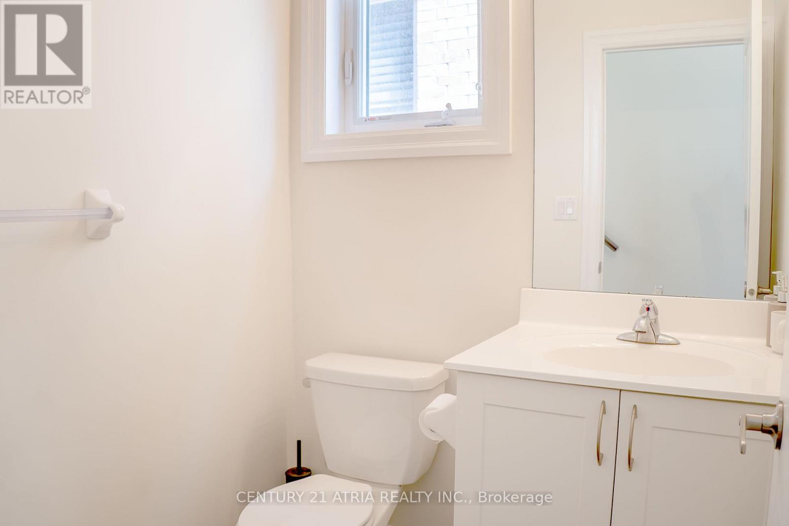6 Wildflower Way, Toronto, Ontario  M1E 0C3 - Photo 8 - E12253679
