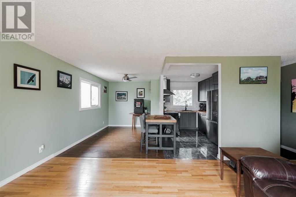 Property at 117 Simpson Way image 5