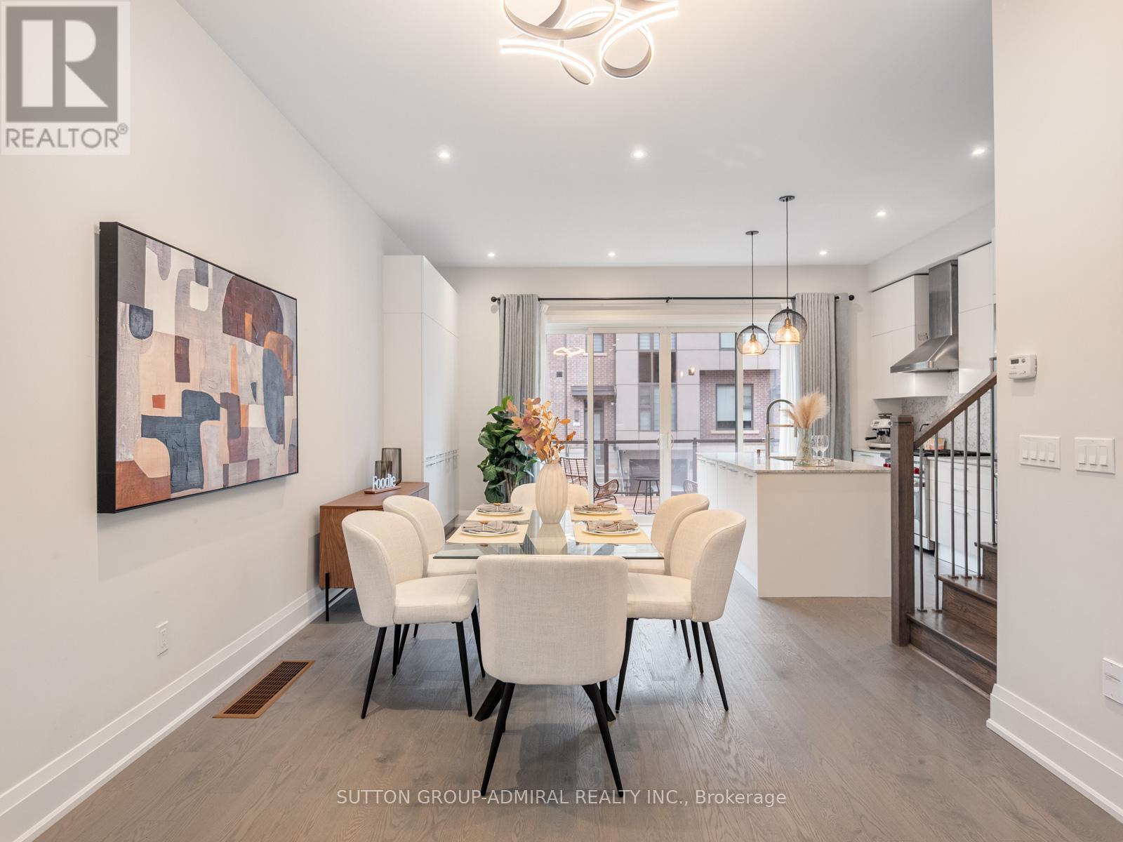 Property at 893 CLARK AVENUE W image 5