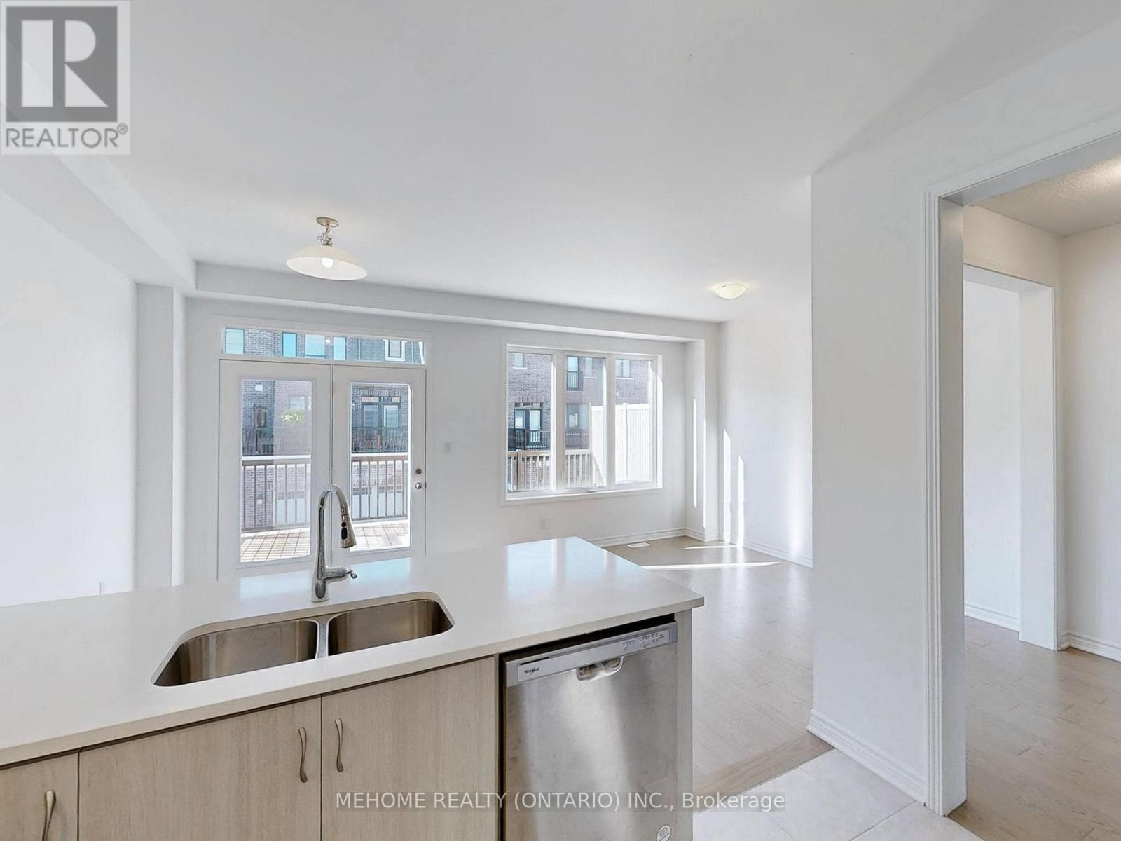 1371 William Halton Parkway, Oakville, Ontario  L6M 5N9 - Photo 14 - W12253739