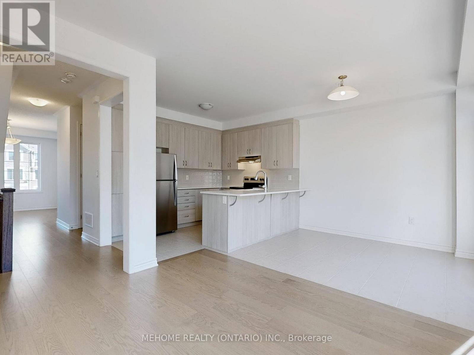1371 William Halton Parkway, Oakville, Ontario  L6M 5N9 - Photo 17 - W12253739
