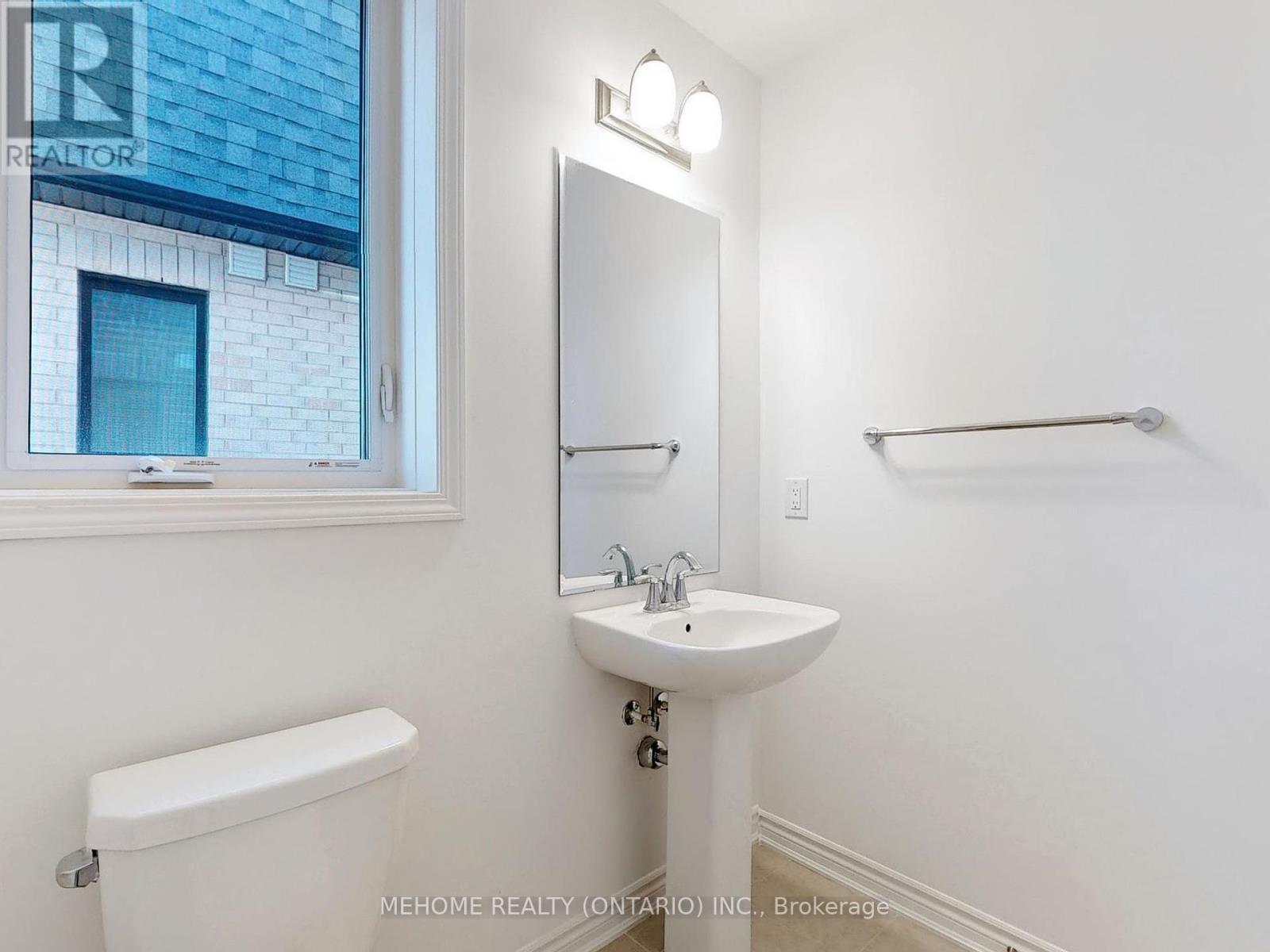 1371 William Halton Parkway, Oakville, Ontario  L6M 5N9 - Photo 19 - W12253739