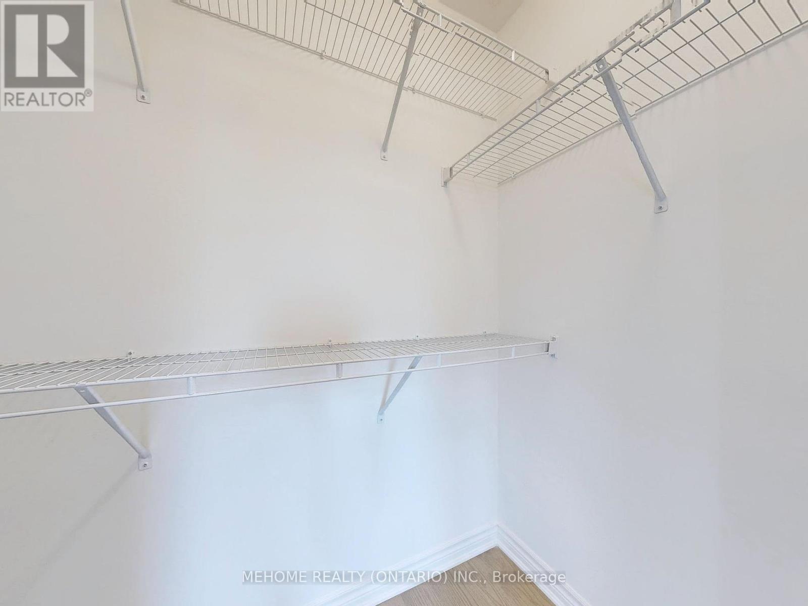 1371 William Halton Parkway, Oakville, Ontario  L6M 5N9 - Photo 25 - W12253739