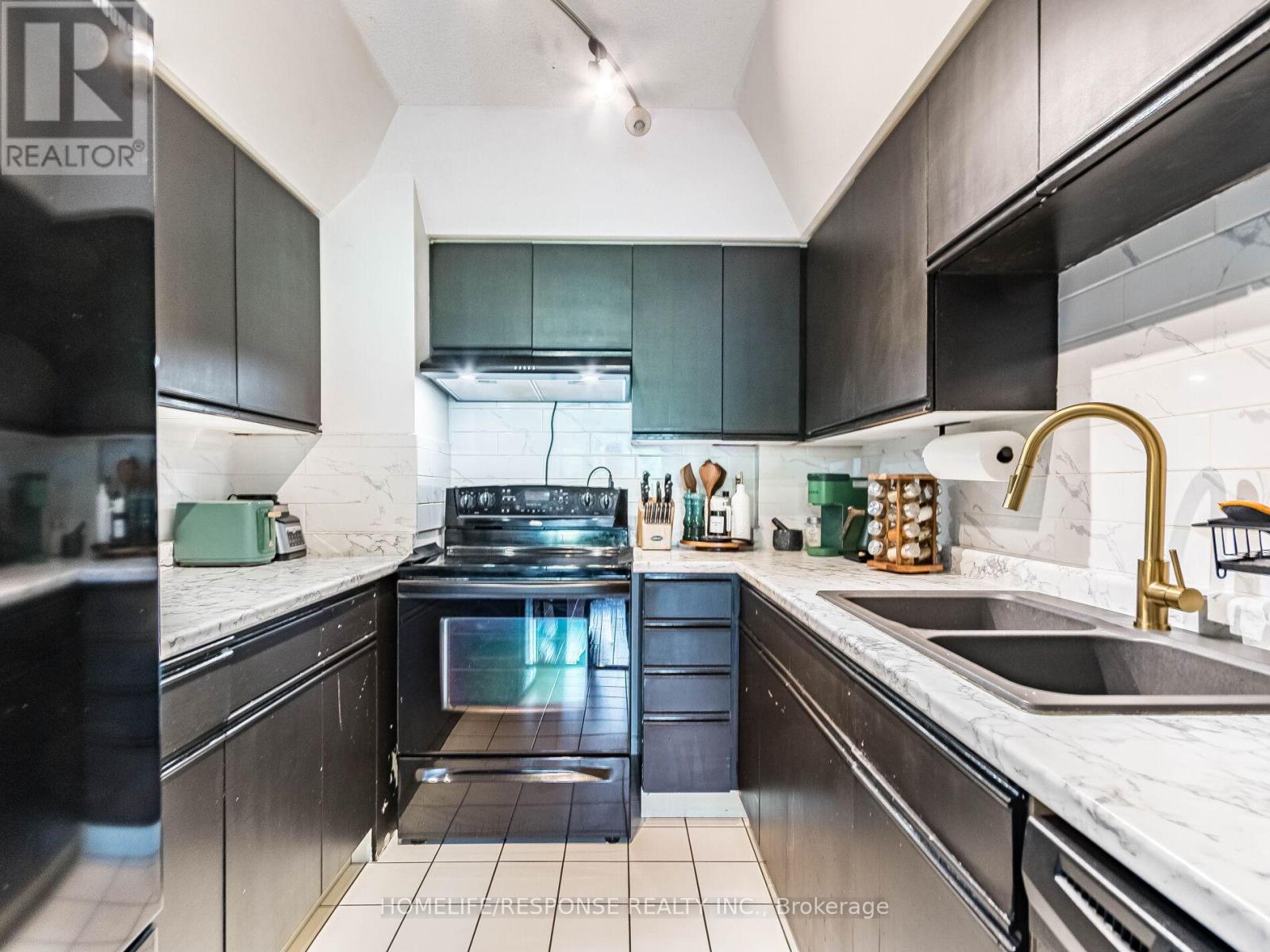 214 - 107 Bagot Street, Guelph (Junction/onward Willow), Ontario  N1H 8H5 - Photo 19 - X12253696