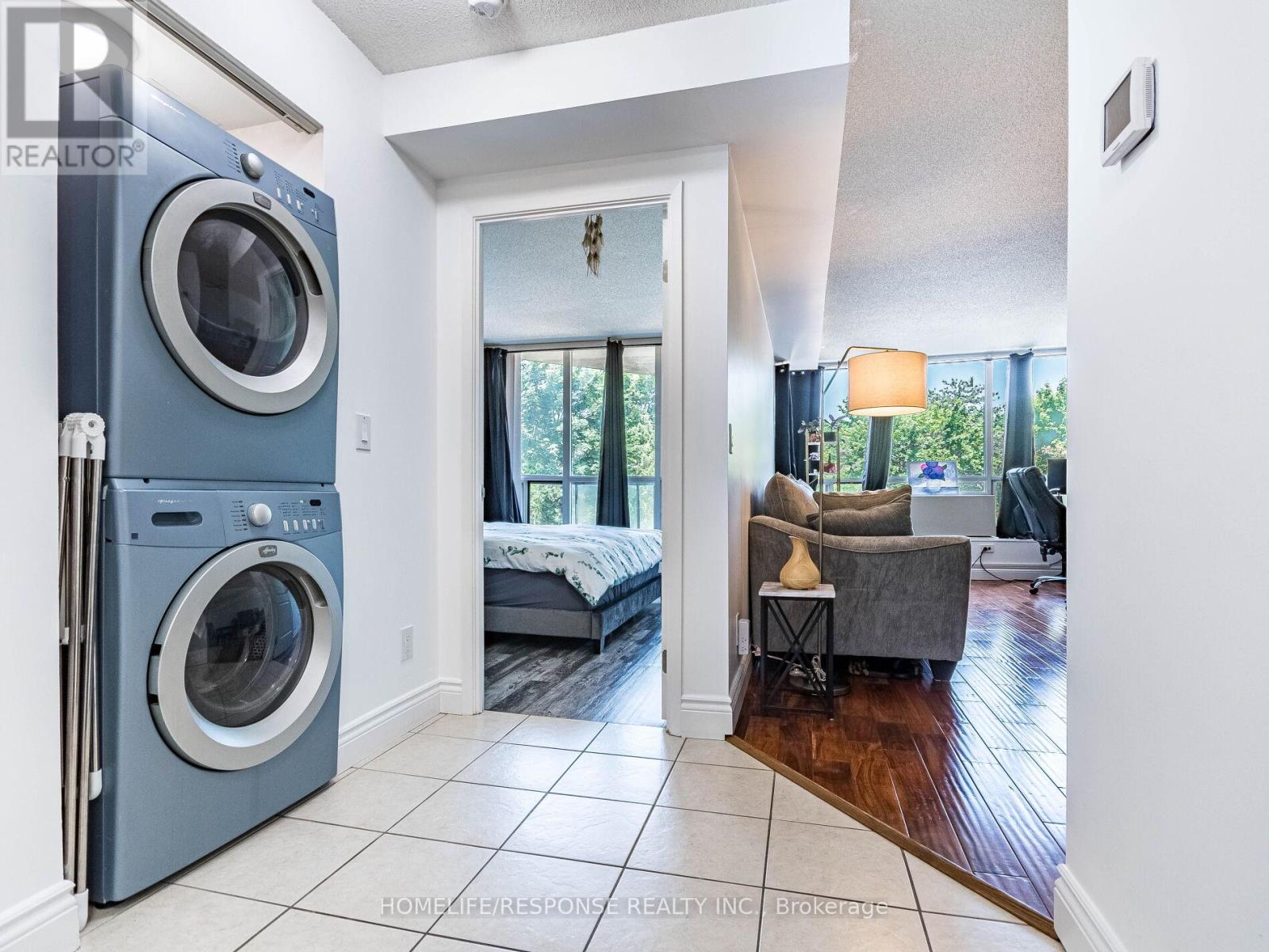 214 - 107 Bagot Street, Guelph (Junction/onward Willow), Ontario  N1H 8H5 - Photo 8 - X12253696