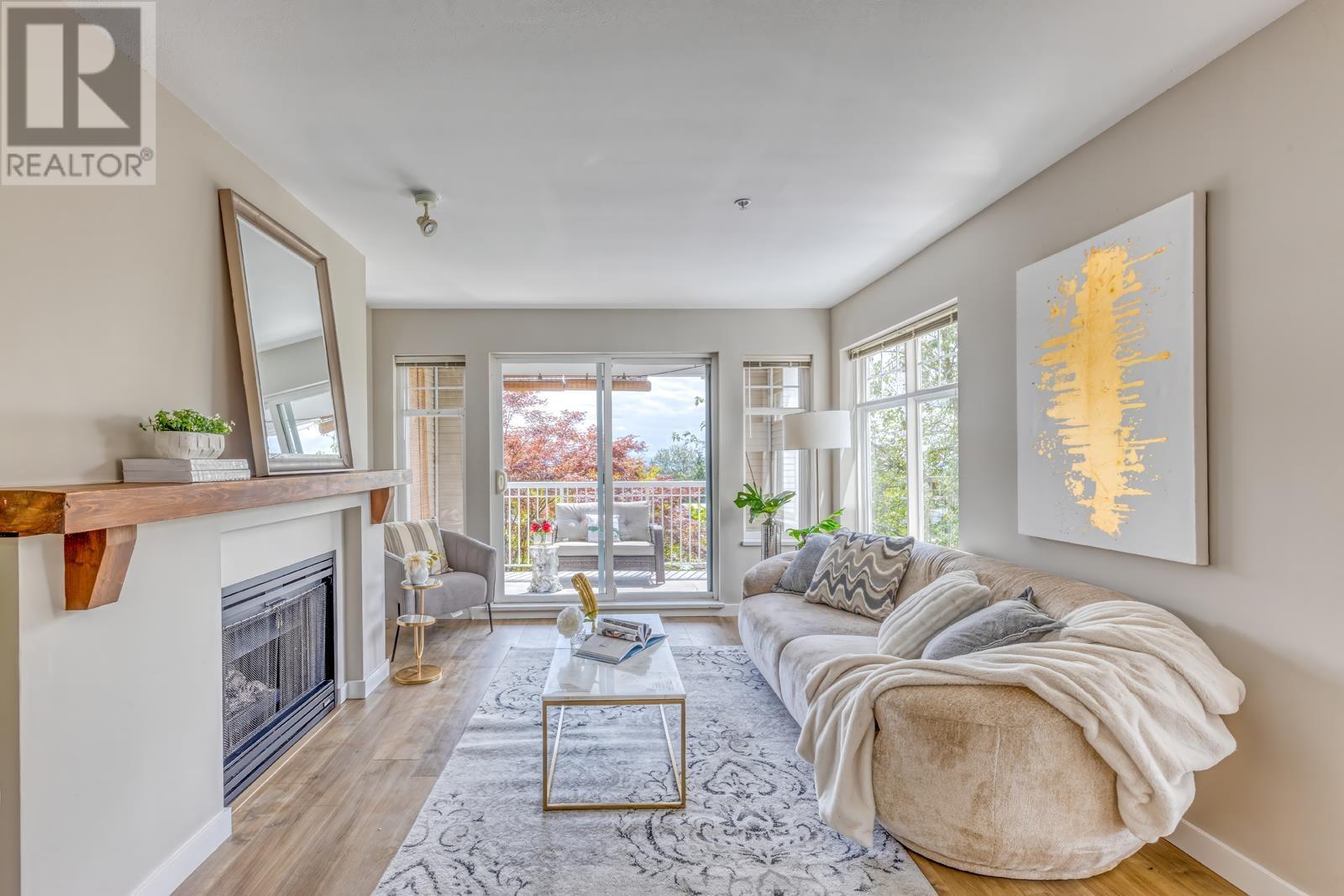 211 1420 PARKWAY BOULEVARD, coquitlam, British Columbia V3E3J6