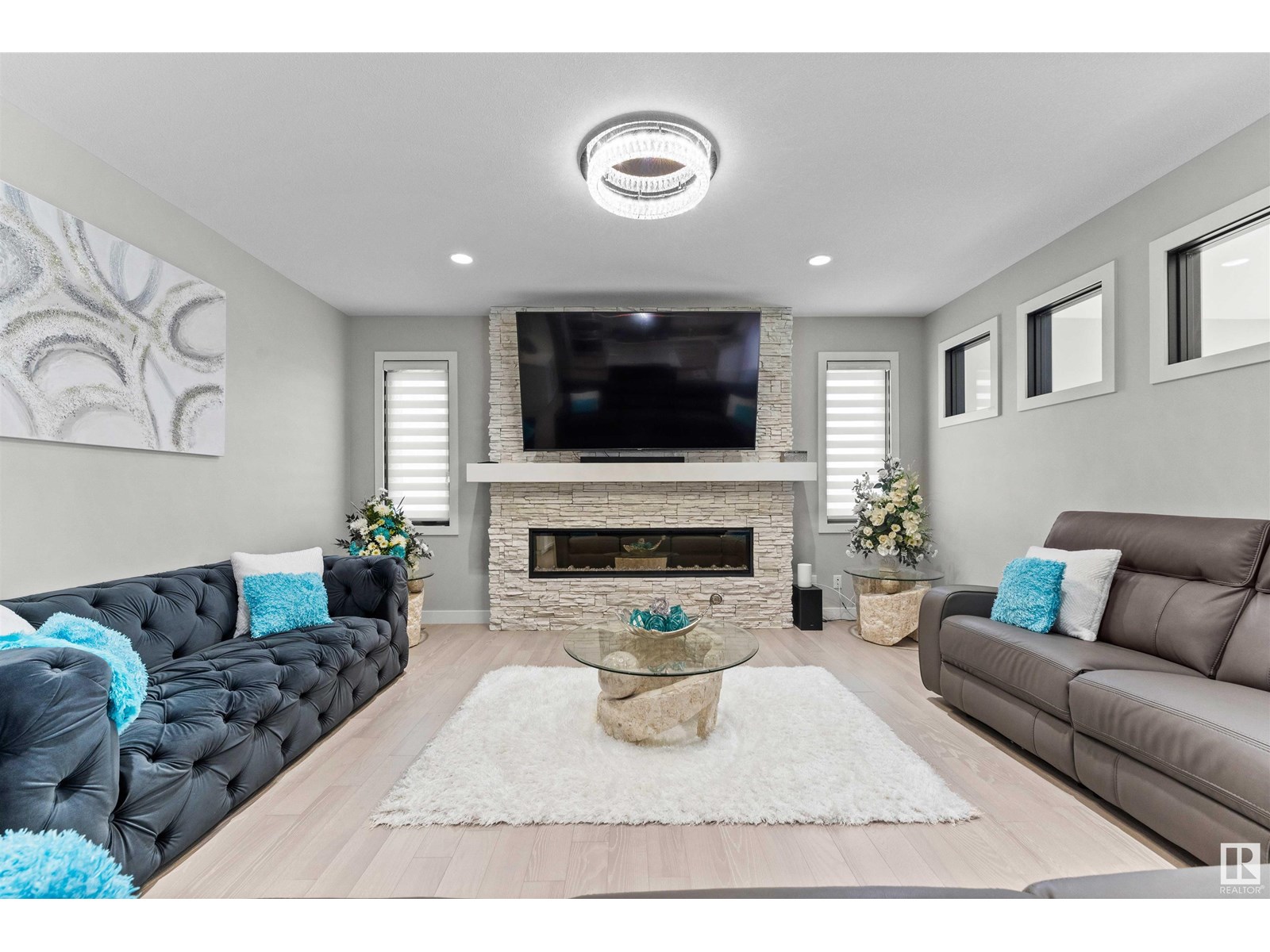Property at 6813 KNOX LO SW image 3