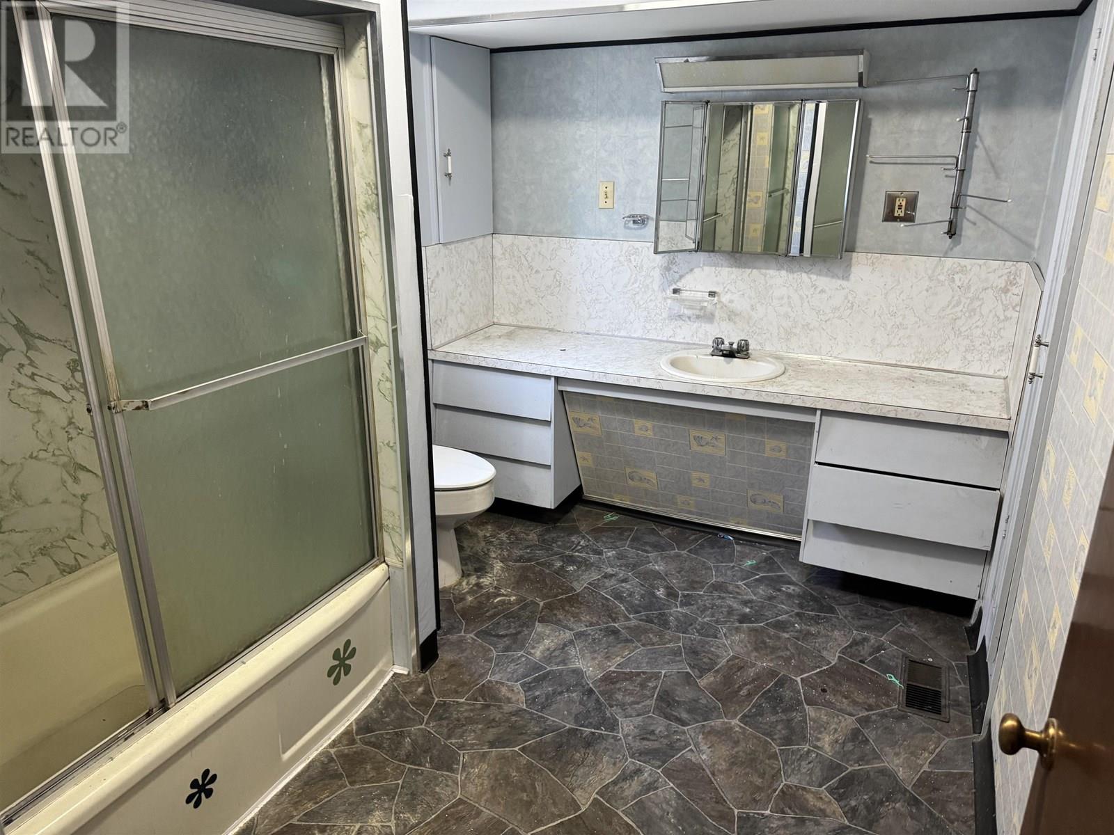 3058 Charles Street, Vancouver, British Columbia  V5K 3B5 - Photo 11 - R3019926