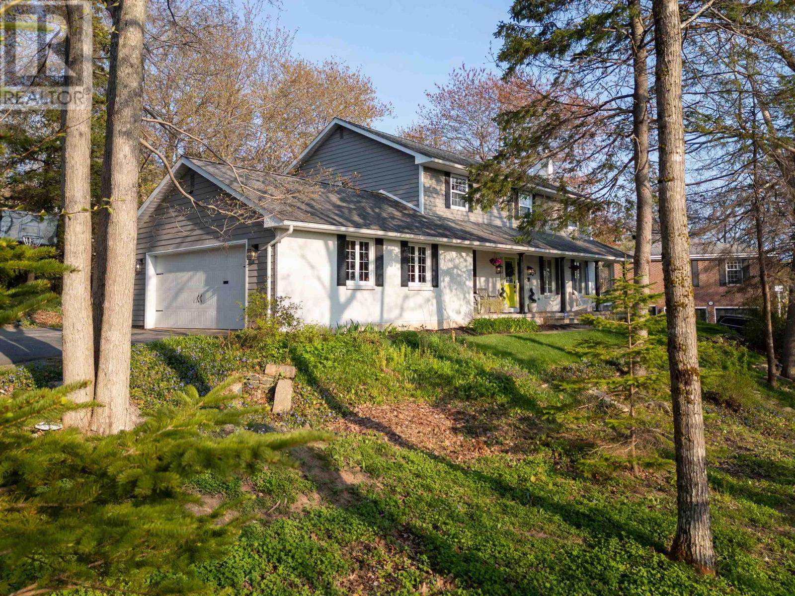 Property at 55 Peregrine Crescent image 1