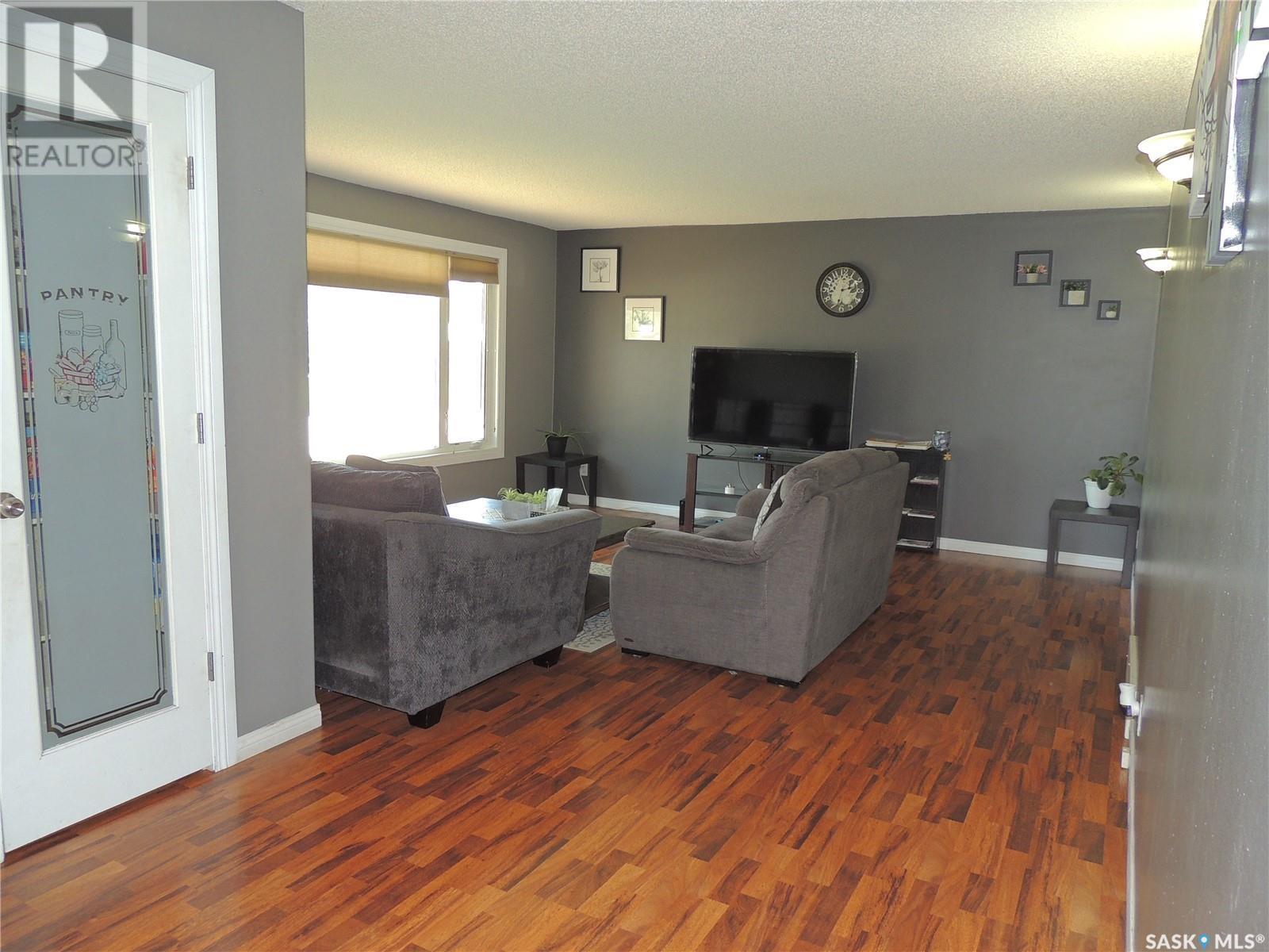 1412 Nicholson Road, Estevan, Saskatchewan  S4A 1T7 - Photo 27 - SK011124