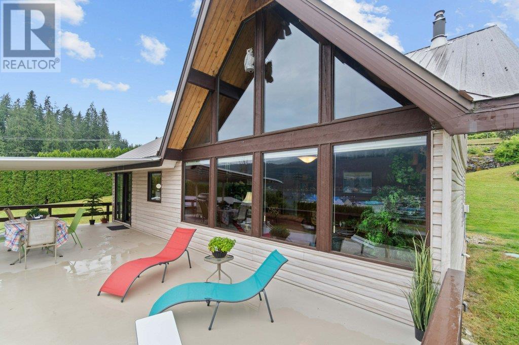 Property at 2504 Blind Bay Road image 1