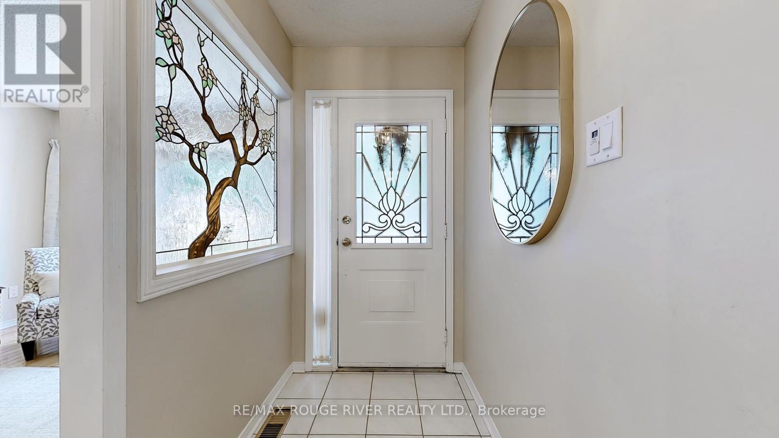 Property at 1009 MAURY CRESCENT image 3