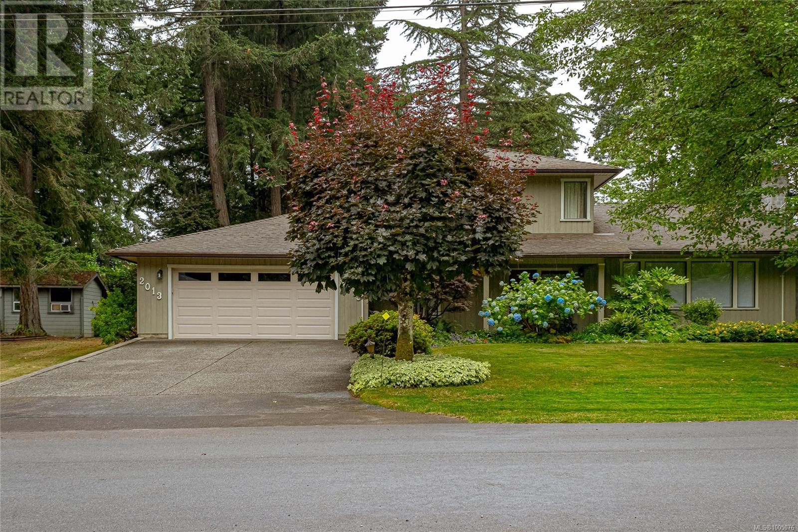 Property at 2013 Tanlee Cres image 1