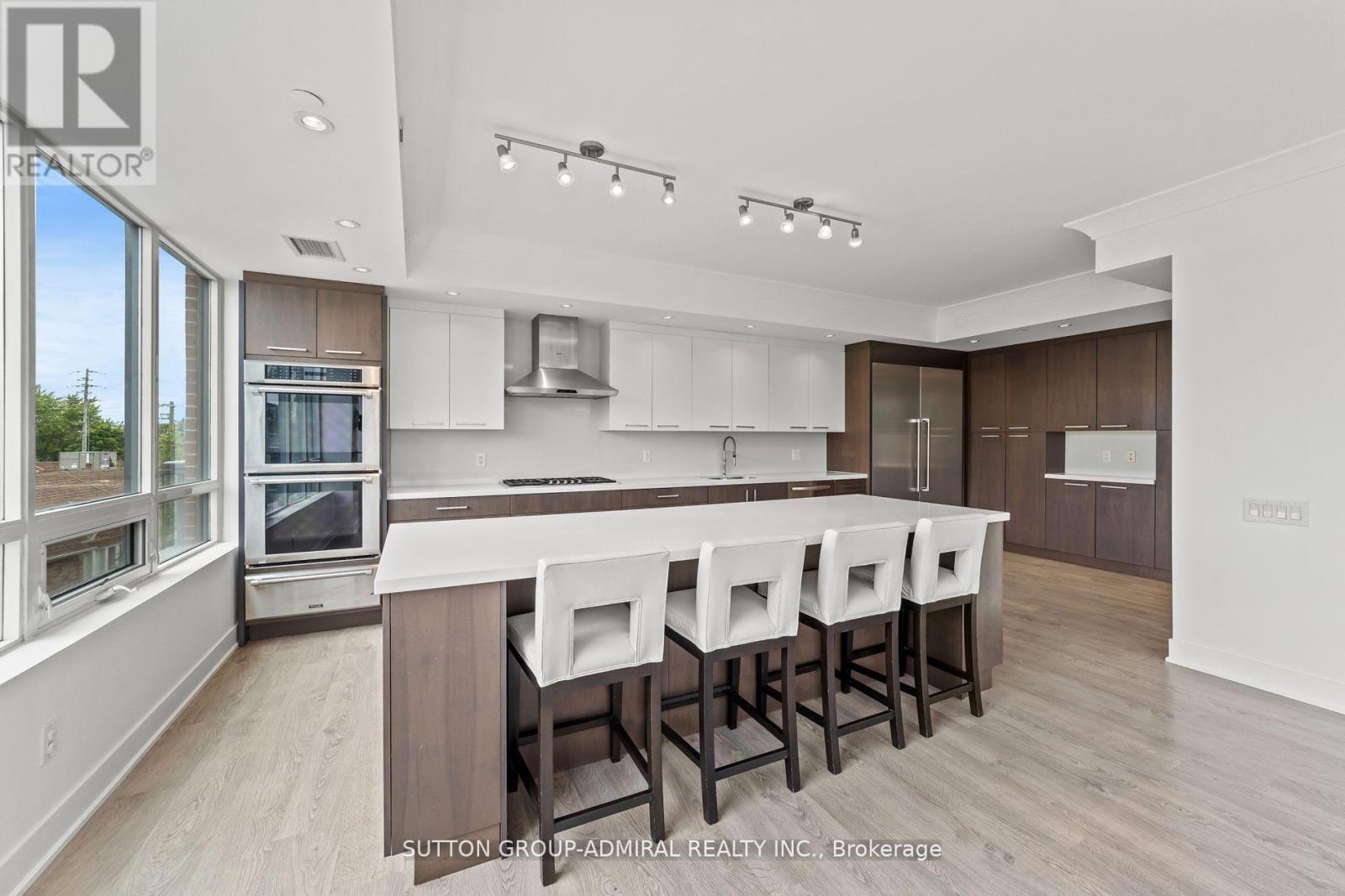 514 - 7608 Yonge Street, Vaughan, Ontario  L4J 0J5 - Photo 12 - N12253784