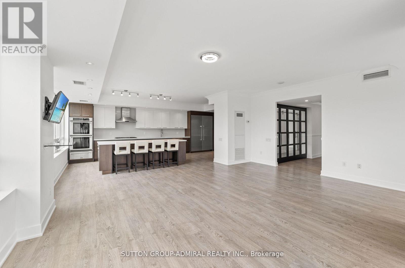 514 - 7608 Yonge Street, Vaughan, Ontario  L4J 0J5 - Photo 13 - N12253784