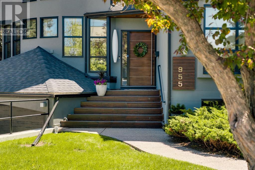 Property at 955 Rideau Road SW image 4