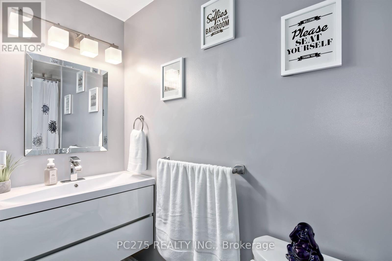 135 Kent Street, Cambridge, Ontario  N1S 4H3 - Photo 13 - X12253865