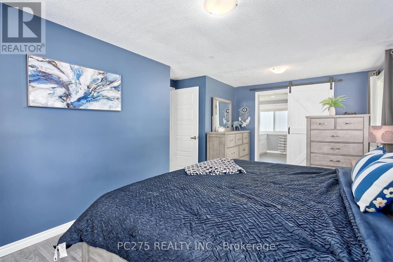 135 Kent Street, Cambridge, Ontario  N1S 4H3 - Photo 18 - X12253865