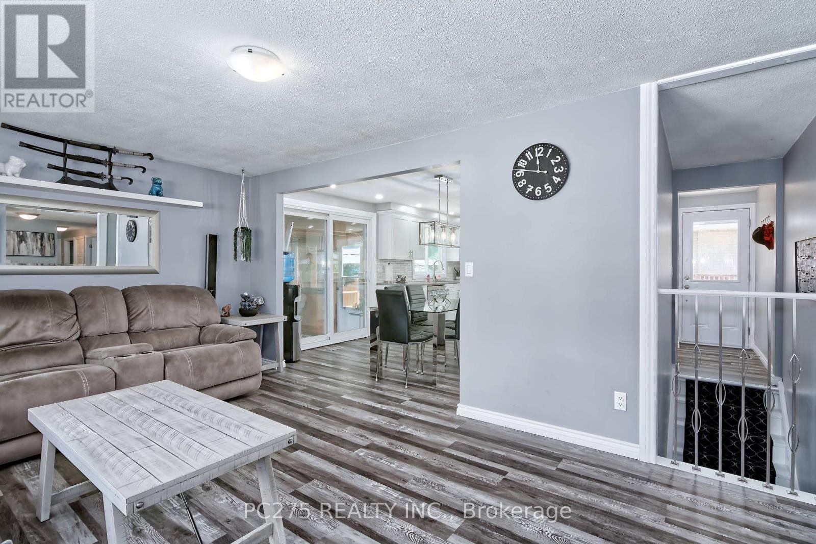 135 Kent Street, Cambridge, Ontario  N1S 4H3 - Photo 8 - X12253865