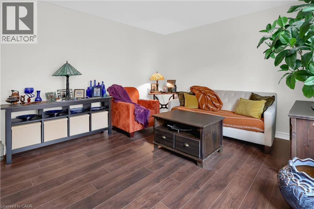 1347 Lakeshore Road Unit# 37, Burlington, Ontario  L7S 1B1 - Photo 11 - 40746470