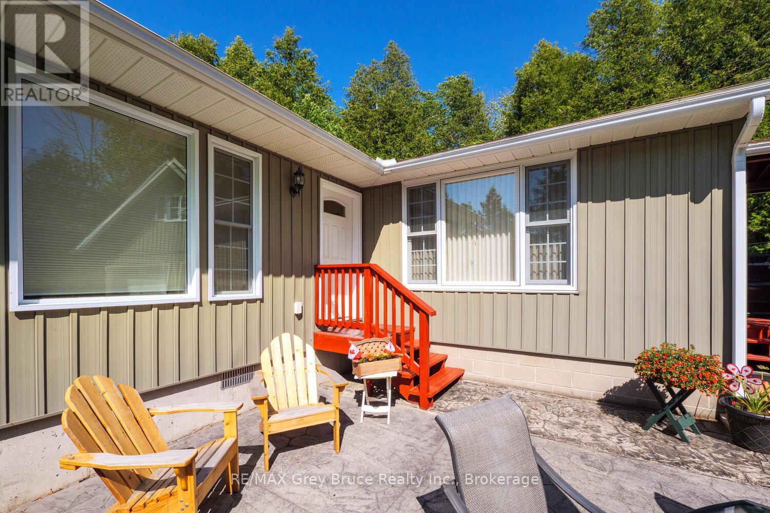 186 Hope Bay Road, South Bruce Peninsula, Ontario  N0H 2T0 - Photo 10 - X12253861