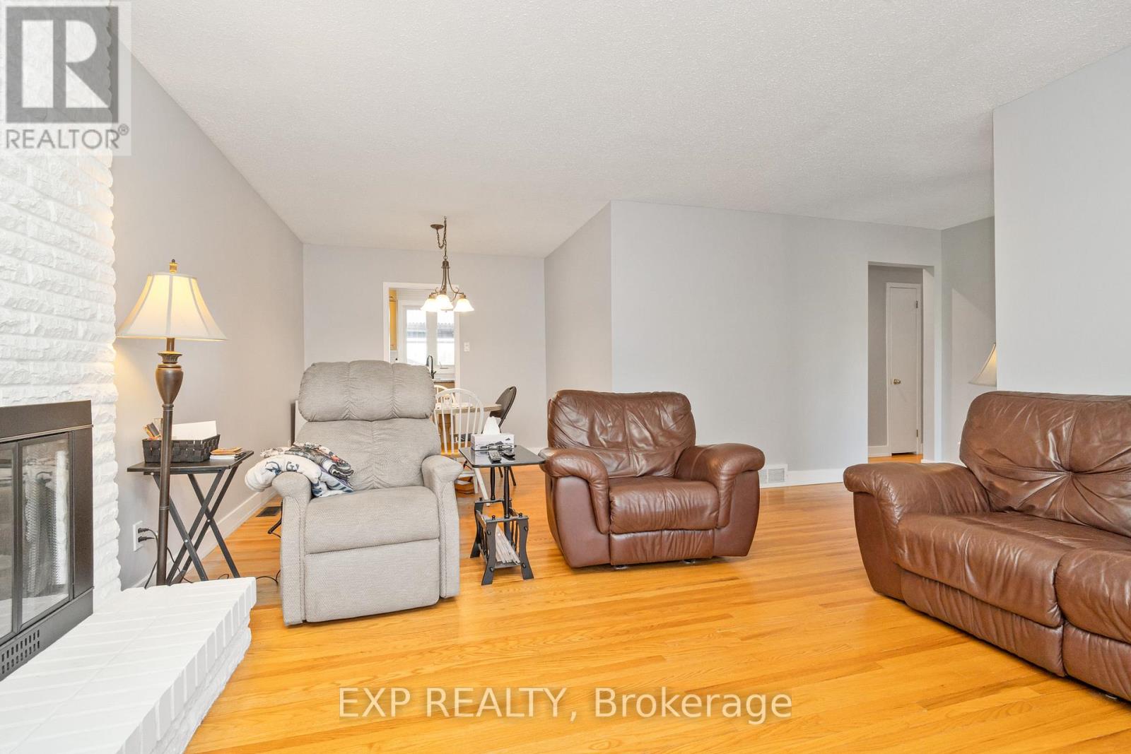 Property at 322 GALLOWAY DRIVE image 4