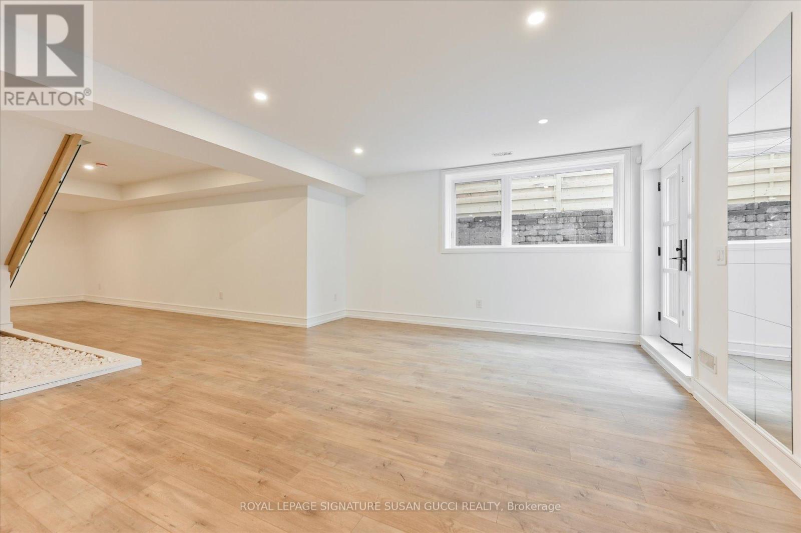36 Glenshaw Crescent, Toronto, Ontario  M4B 2C9 - Photo 27 - E12253815