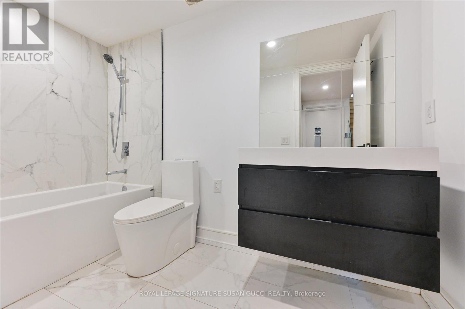 36 Glenshaw Crescent, Toronto, Ontario  M4B 2C9 - Photo 33 - E12253815