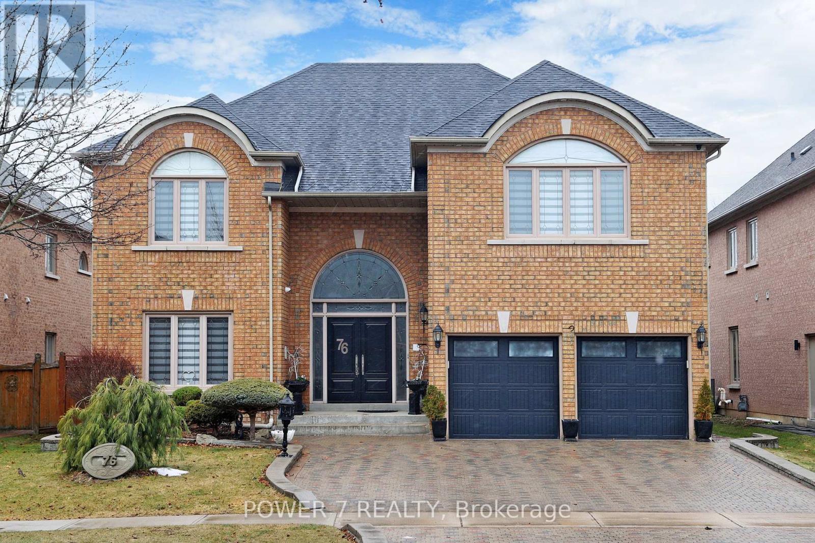 Property at 76 SILVER ROSE CRESCENT image 1