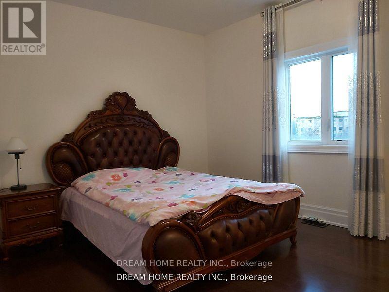 96 Hamster Crescent, Aurora, Ontario  L4G 7B7 - Photo 5 - N12253849
