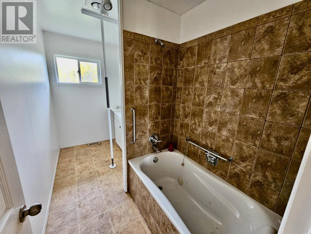 68362 43 Highway, Valleyview, Alberta  T0H 3N0 - Photo 39 - A2169426