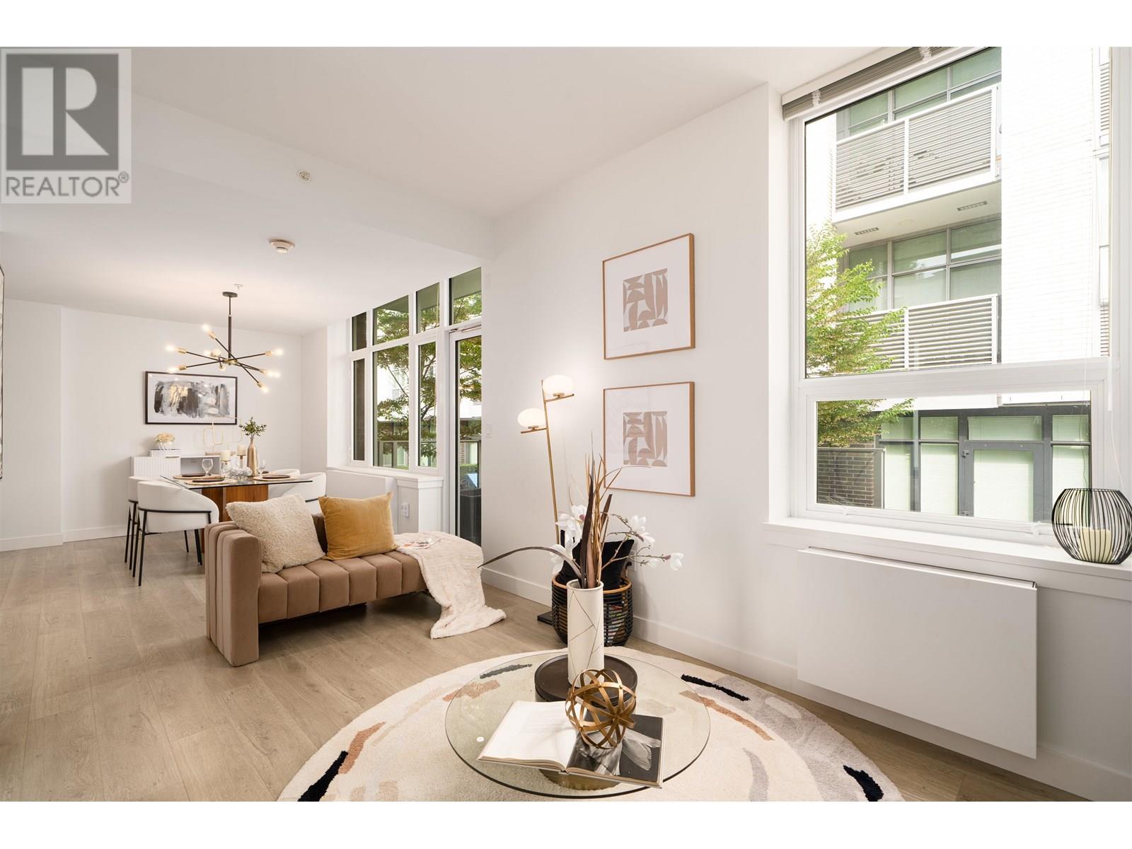 6725 CAMBIE STREET, vancouver, British Columbia V6P3H1