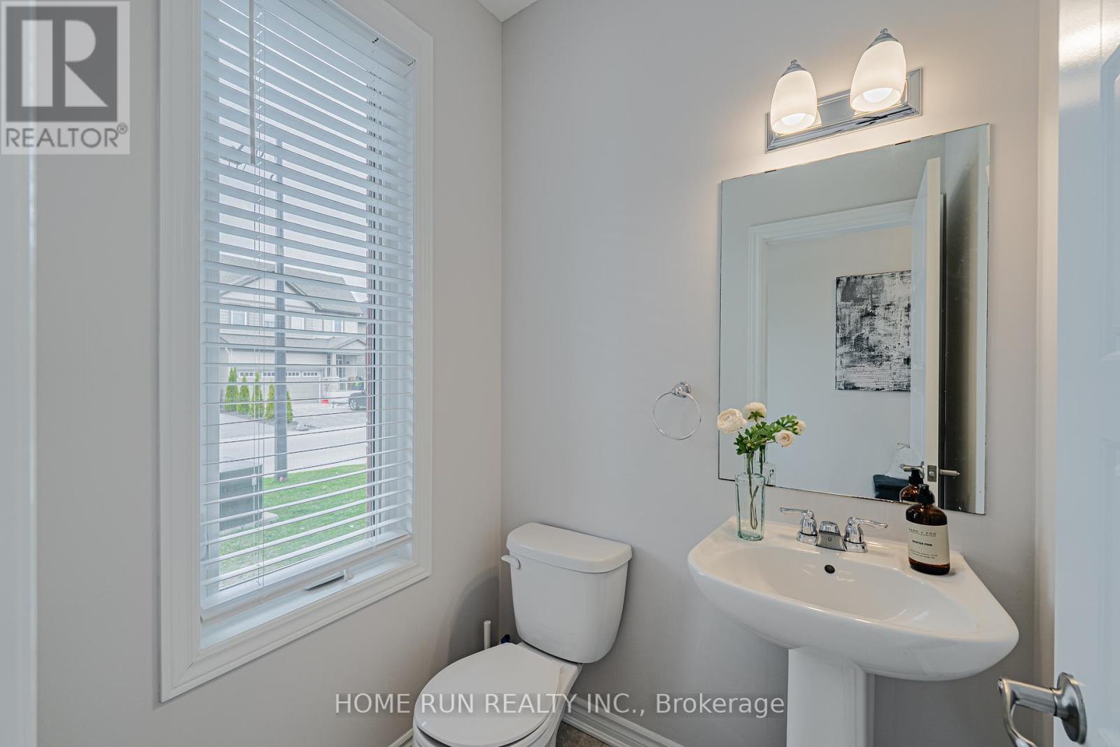 Property at 514 NORDMANN FIR COURT image 4