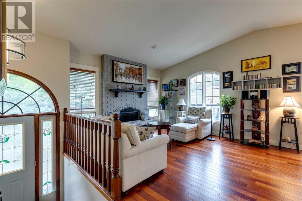 Property at 712 Brookpark Drive SW image 4