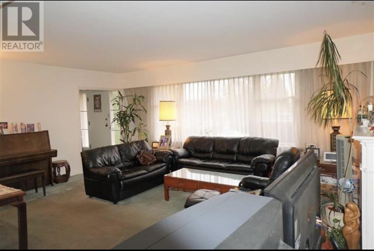 1315 W 58th Avenue, Vancouver, British Columbia  V6P 1W3 - Photo 5 - R3021335