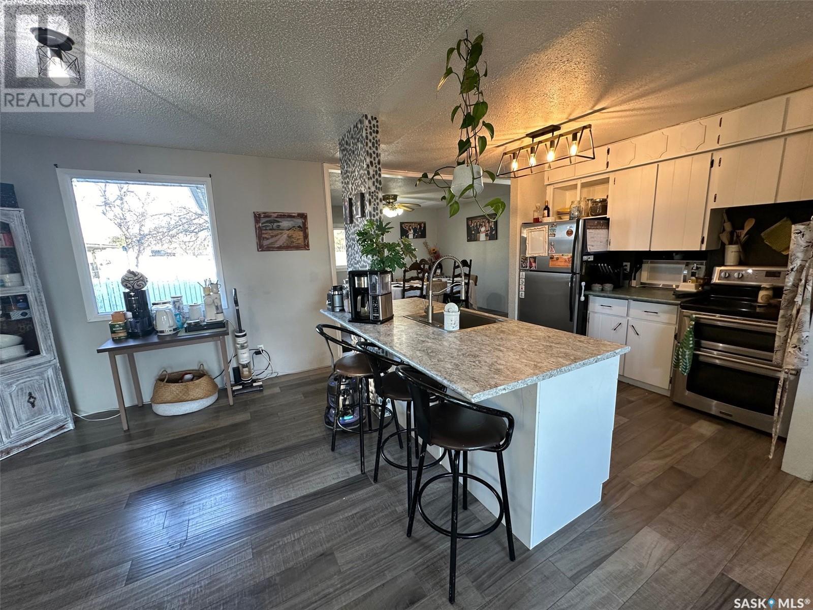 737 Willow Place, Hudson Bay, Saskatchewan  S0E 0Y0 - Photo 14 - SK987216