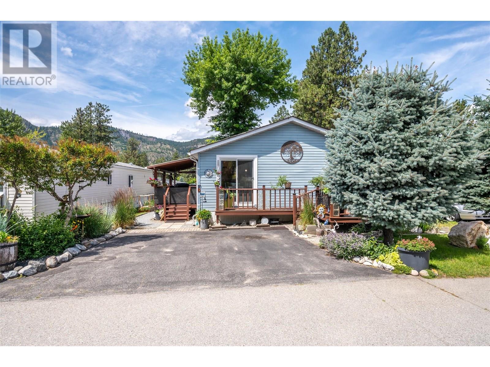 Property at 4505 McLean Creek Road Unit# F6 image 3