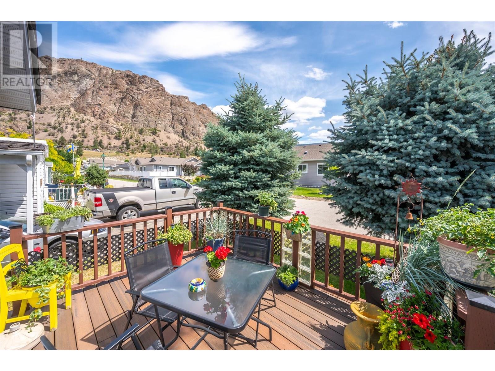 Property at 4505 McLean Creek Road Unit# F6 image 4