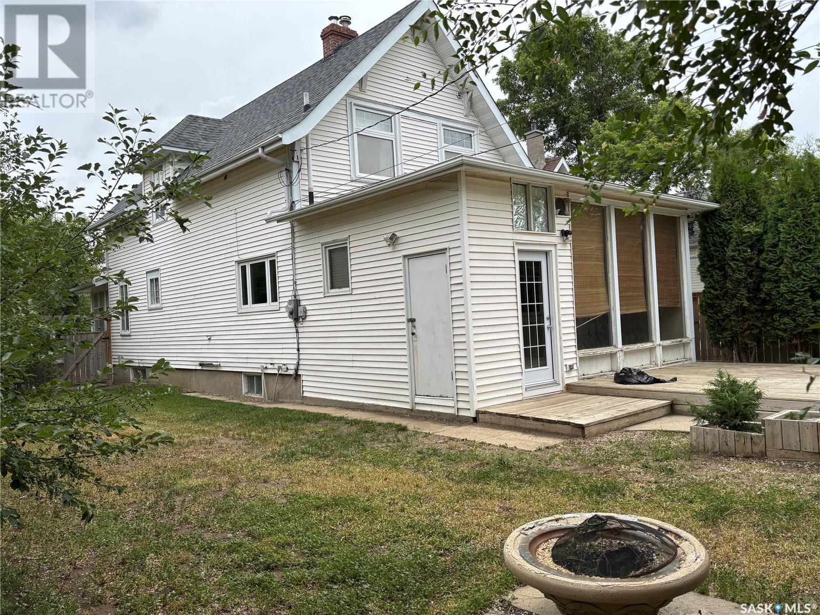 1144 Chestnut Avenue NE, Moose Jaw, Saskatchewan  S6H 1B1 - Photo 48 - SK010445