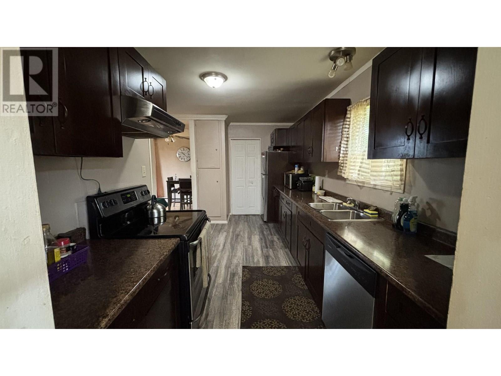 Property at 93 CAPILANO STREET image 5